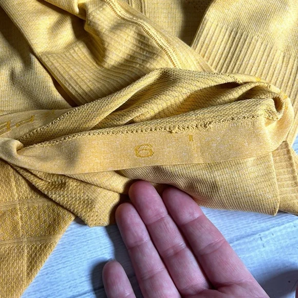 Lululemon Swiftly Tech Long‎ Sleeve Sz 6 in Honeycomb - Picture 7 of 9